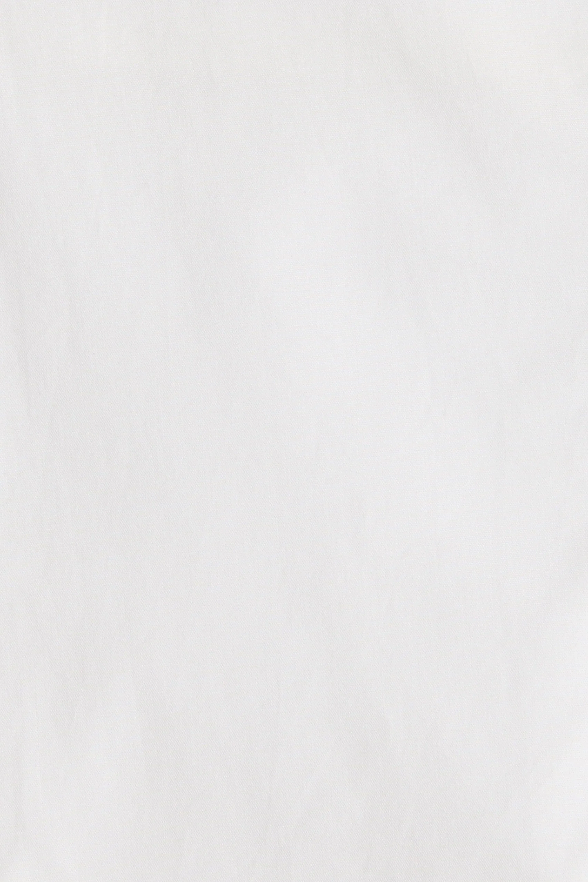 Cassis Short White - Final Sale - Image 6