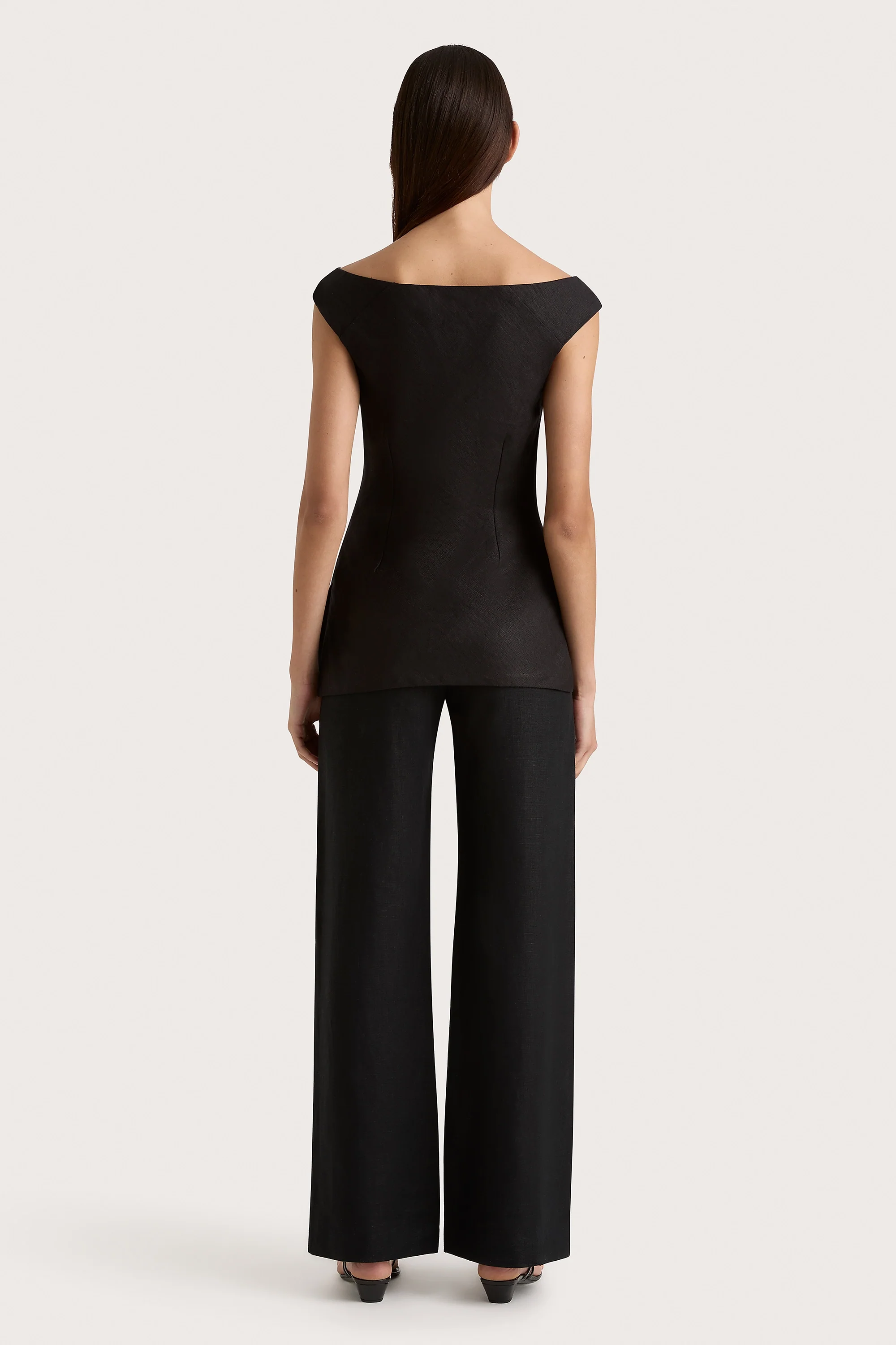 Ilride Top Black - Final Sale - Image 11