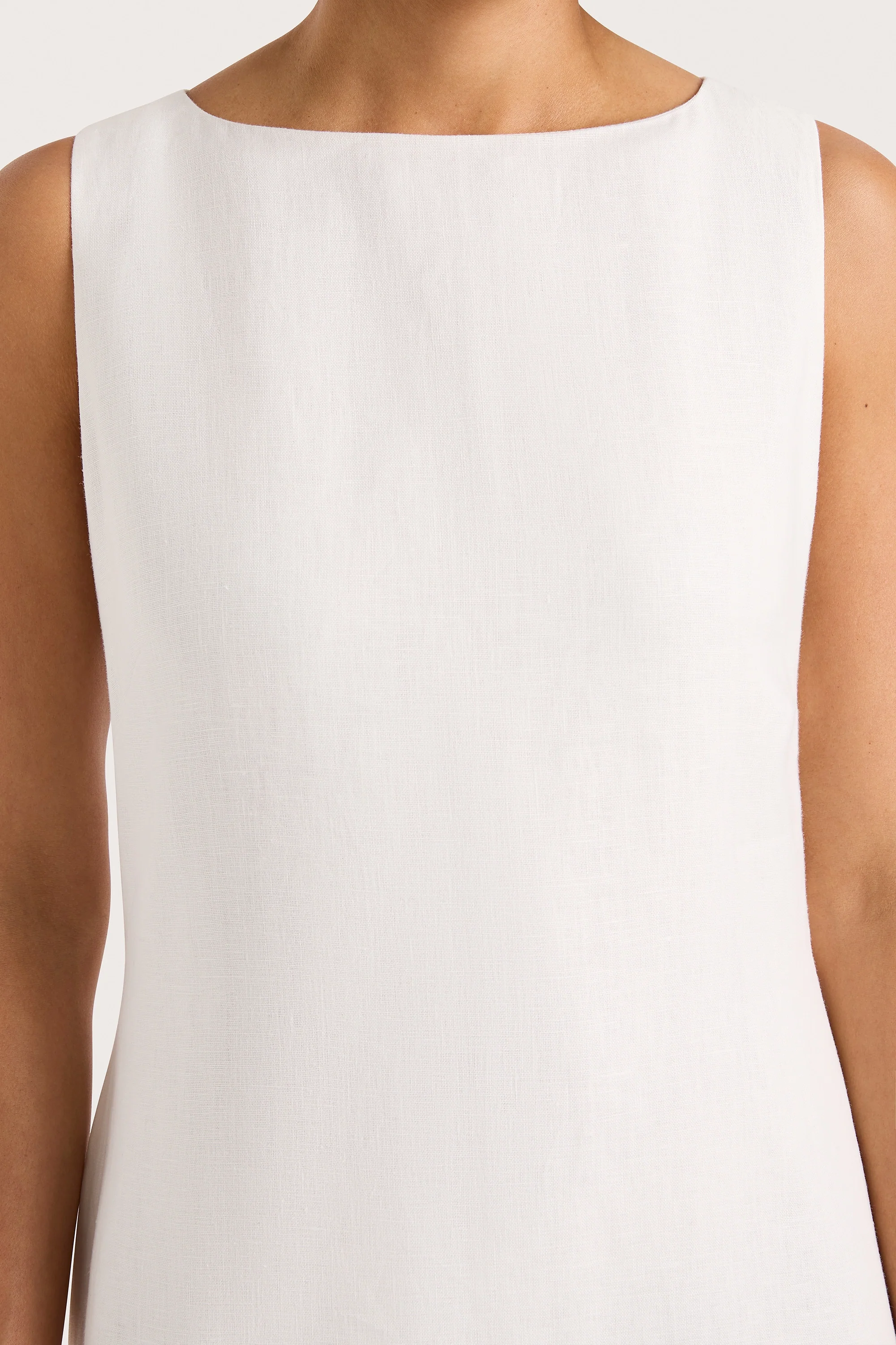 Taylor Midi Dress White - Image 4